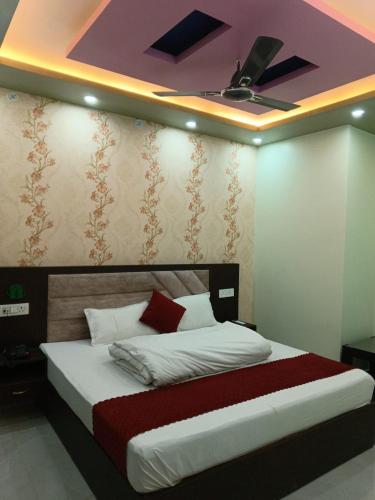 hotel ramayanam palace