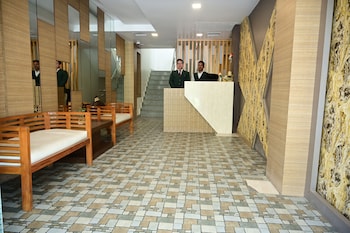 hotel cheer inn
