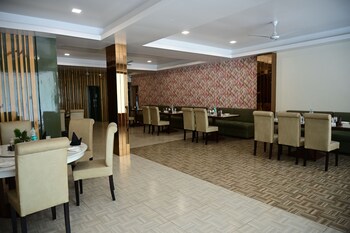 hotel cheer inn