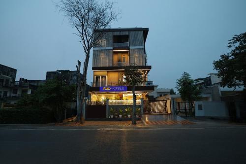 Inn Of Joy,,3 star
