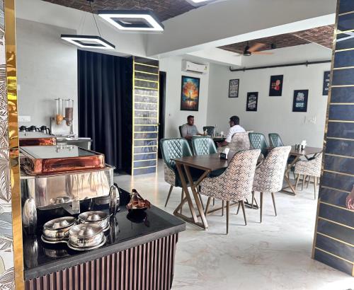 inn of joy
