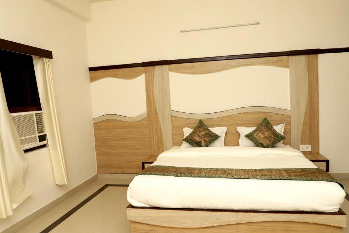 hotel the golden bird