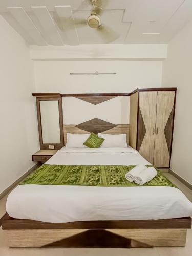 hotel the golden bird