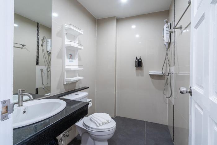 seaside patong house