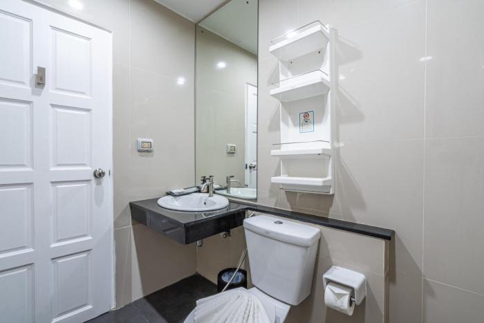 seaside patong house