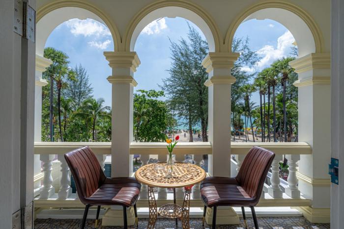 seaside patong house