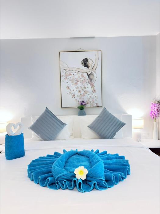 seaside patong house