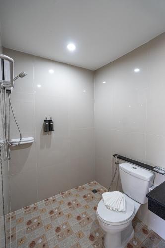 seaside patong house