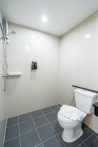 seaside patong house