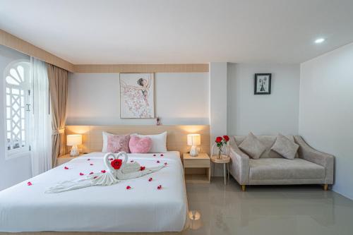 seaside patong house