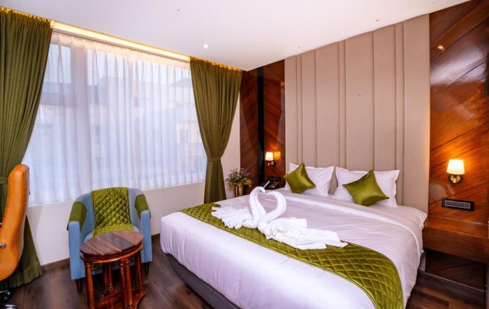 hotel paramos meeds
