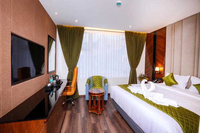 hotel paramos meeds