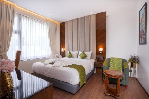 hotel paramos meeds