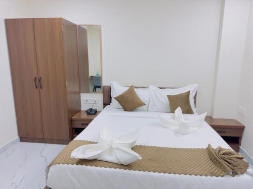 Hotel Apex Inn Shamshabad,,3 star