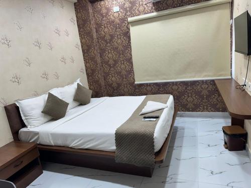 hotel apex inn shamshabad