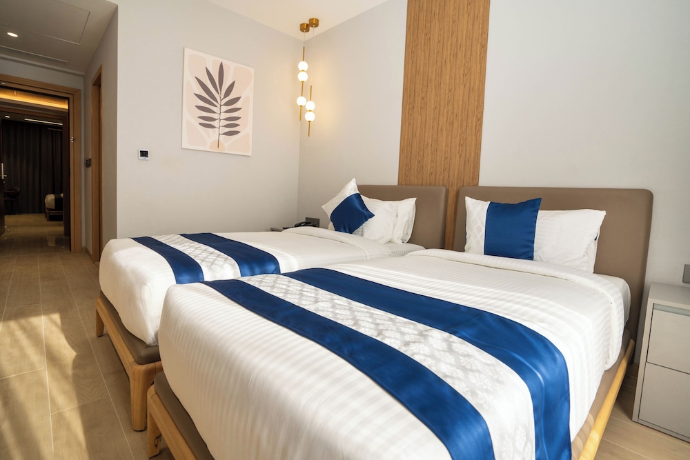 trunk and trolley a luxury boutique hotel