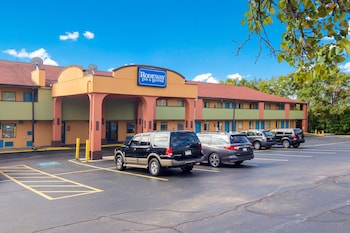 Rodeway Inn & Suites Monroeville - Pittsburgh,Monroeville>>Allegheny County,2 star