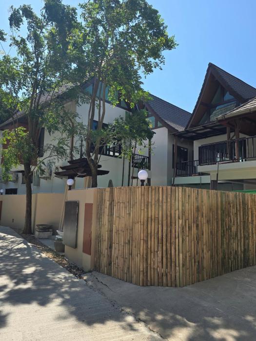 blue palm residence kata