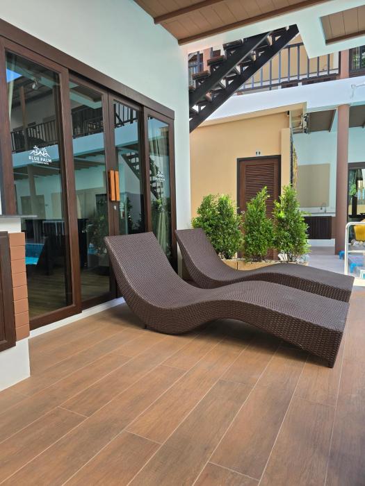 blue palm residence kata