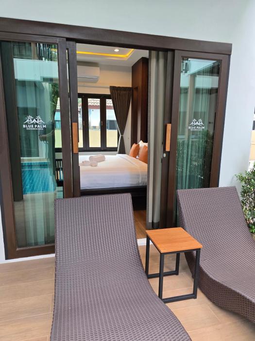 blue palm residence kata