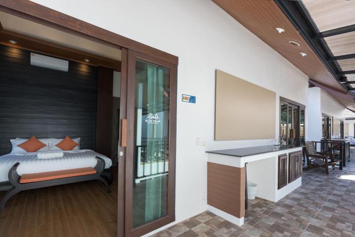 blue palm residence kata