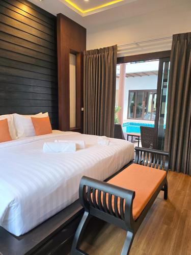 blue palm residence kata