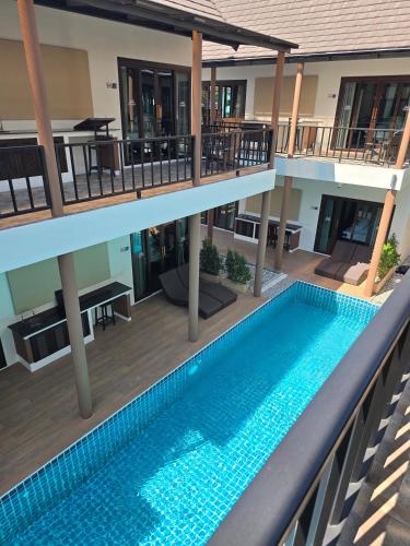 blue palm residence kata