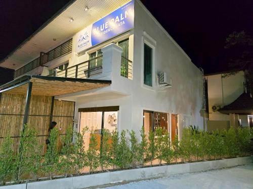 blue palm residence kata