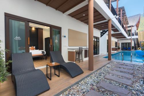 blue palm residence kata