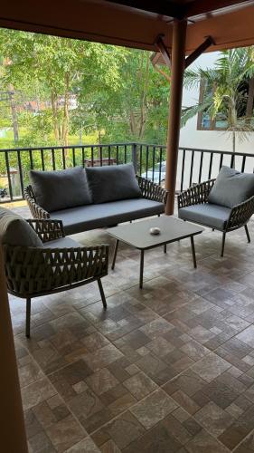 blue palm residence kata