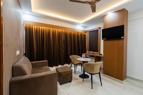 Elmas Suites - Bellandur,,3 star