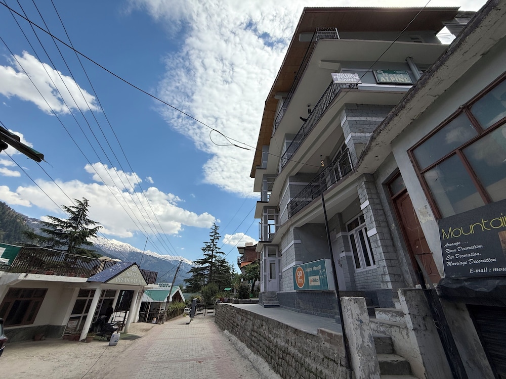 hotel alpine himalayan view manali