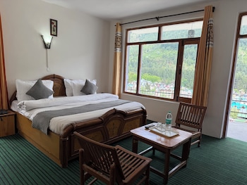 hotel alpine himalayan view manali