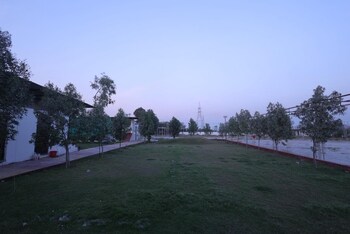 ramalaya prema kunj resort