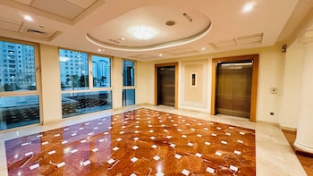 Luxury 3 Bed Apartment At Palm Jumeirah,,4 star