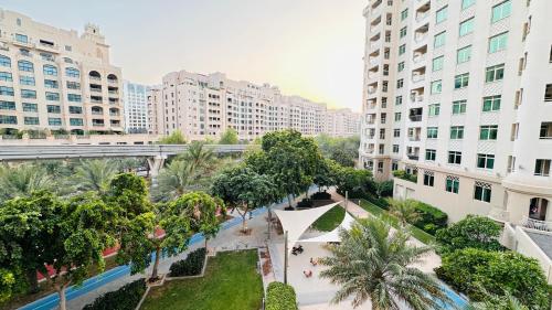 luxury 3 bed apartment at palm jumeirah