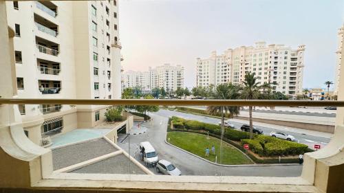 luxury 3 bed apartment at palm jumeirah