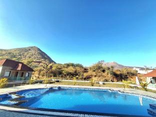 orchard hills resorts