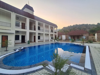 orchard hills resorts