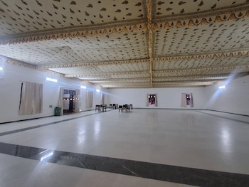 orchard hills resorts