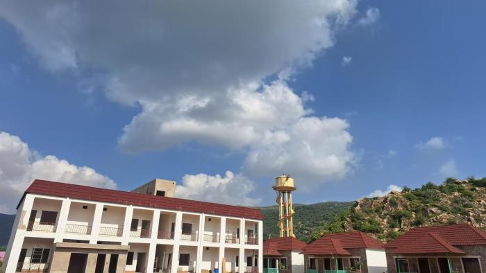 orchard hills resorts