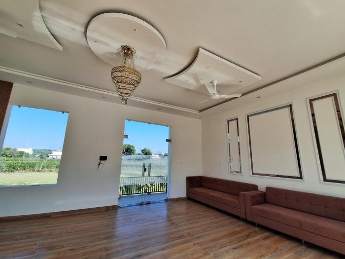 orchard hills resorts