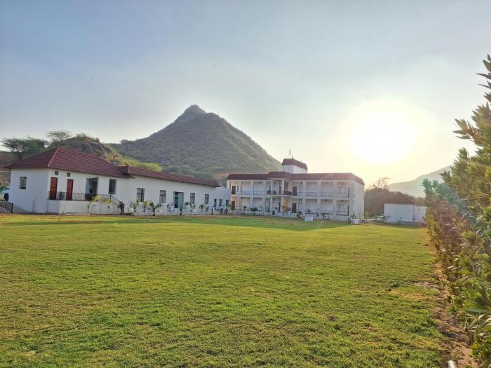 orchard hills resorts