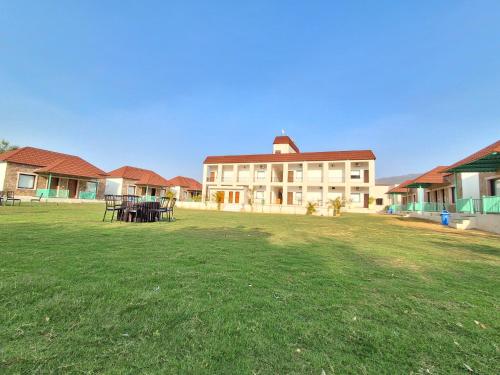 orchard hills resorts