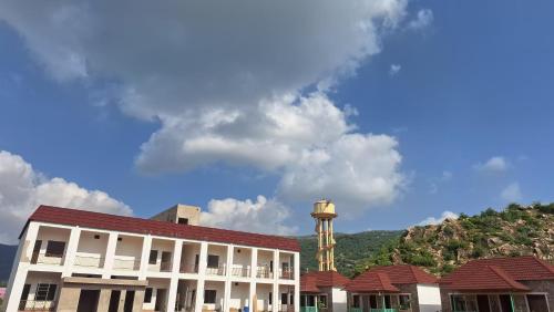 orchard hills resorts