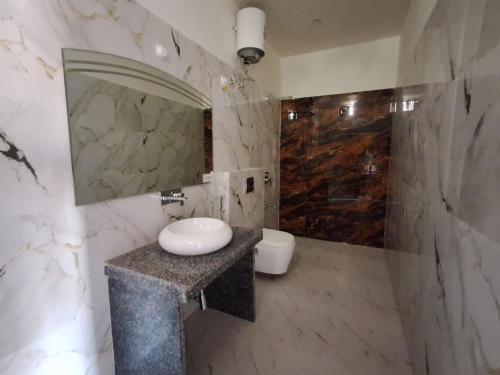 orchard hills resorts