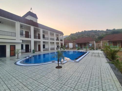 orchard hills resorts