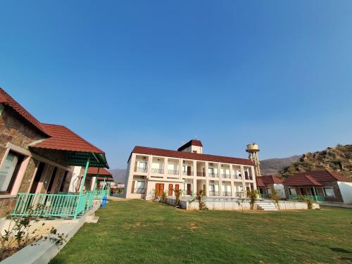 orchard hills resorts