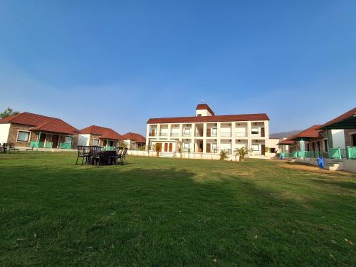 orchard hills resorts