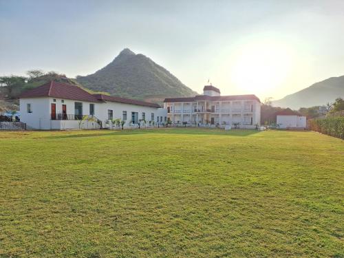 orchard hills resorts